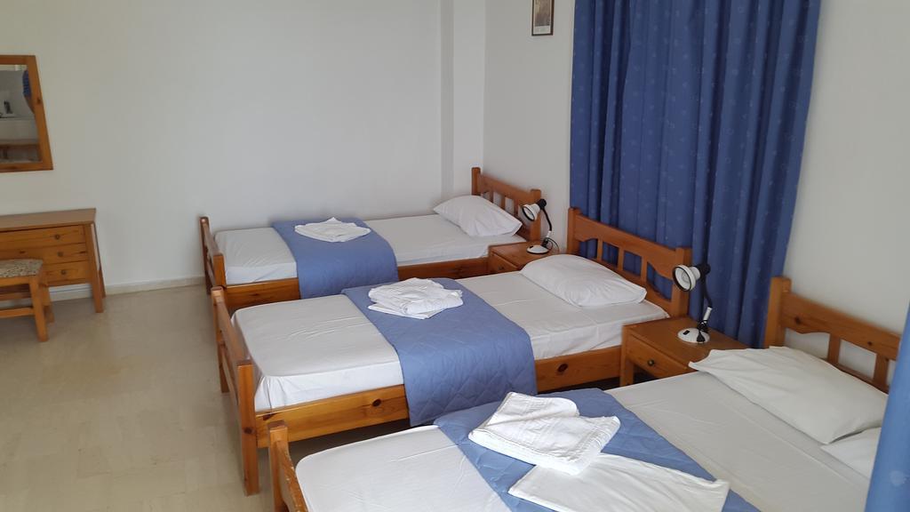 Esperides Hotel Paralia Agias Foteinis Room photo